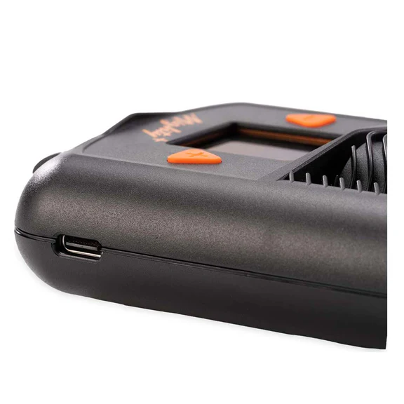 mighty-plus-vaporizer-by-storz-and-bickel-charger-point_576x
